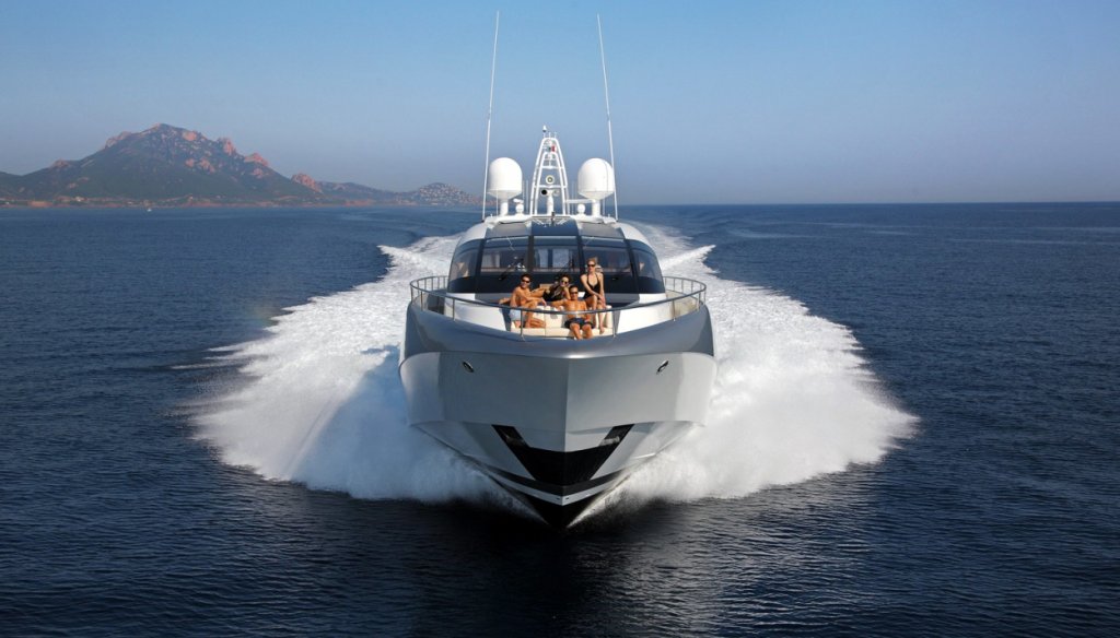 How to Charter a yacht