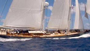 Private Siling Yacht